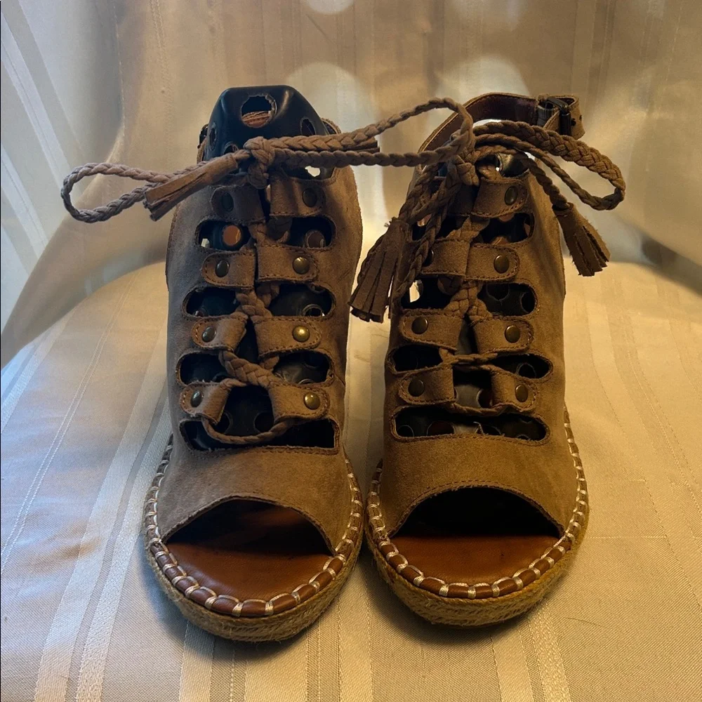 Tan/Brown Wedge Sandals - Picture 2 of 11